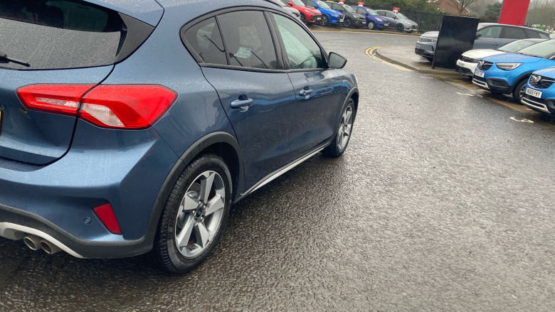 Ford Focus 1.0 EcoBoost 125 Active 5dr Petrol Hatchback